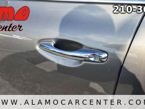 Used 2017 Kia Sorento L FWD image 11