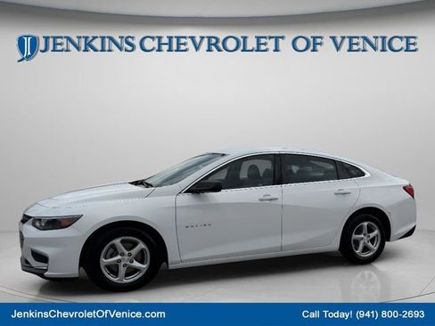 Used 2018 Chevrolet Malibu LS FWD image 11