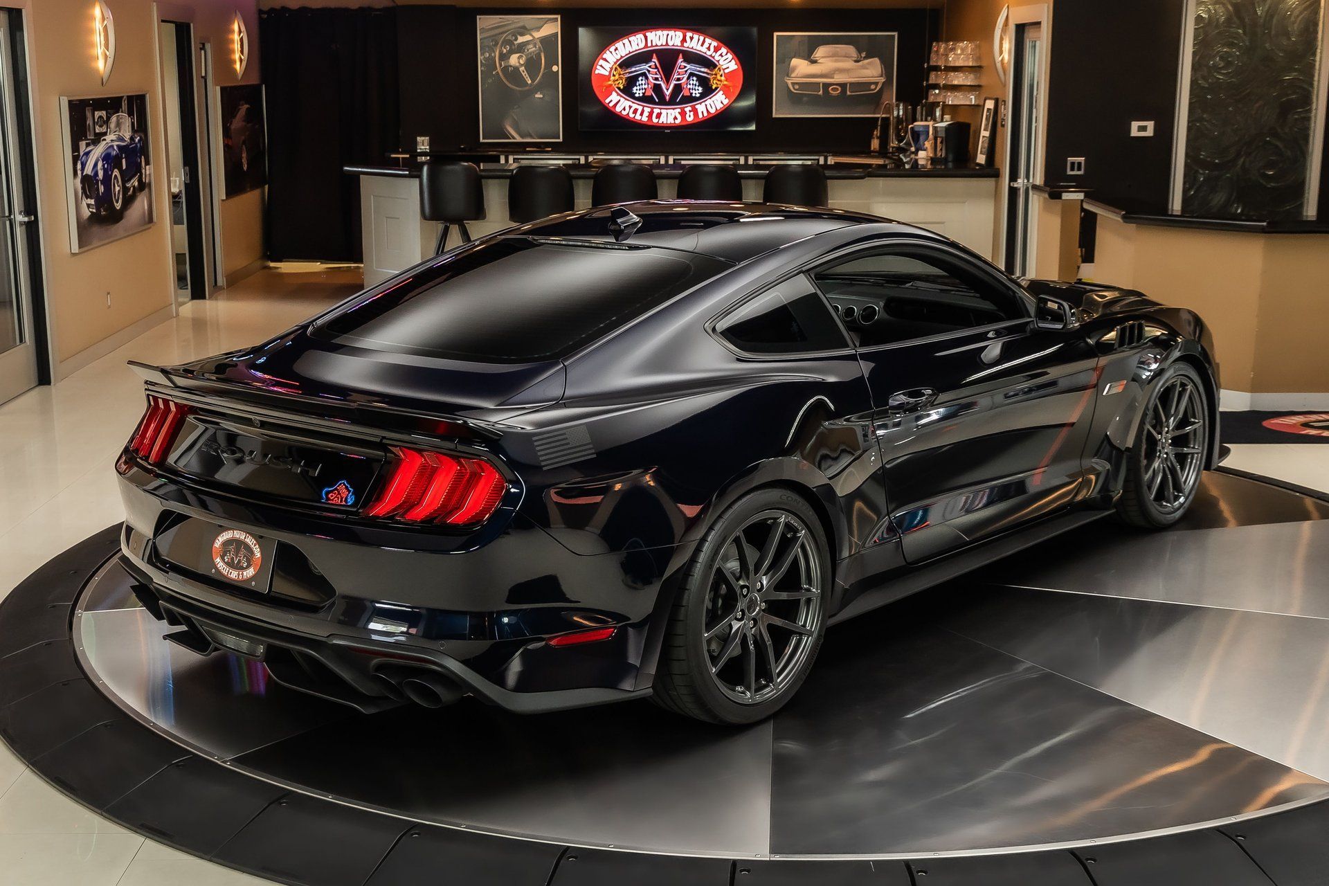 Used 2021 Ford Mustang GT Premium w/ GT Performance Package RWD image 13