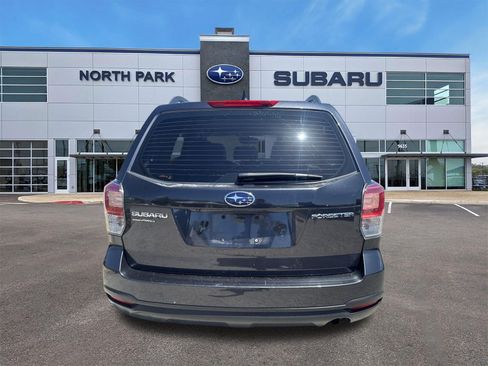 Used 2018 Subaru Forester 2.5i w/ Alloy Wheel Package AWD/4WD image 4