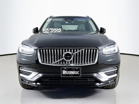 Certified 2025 Volvo XC90 B6 Plus image 2