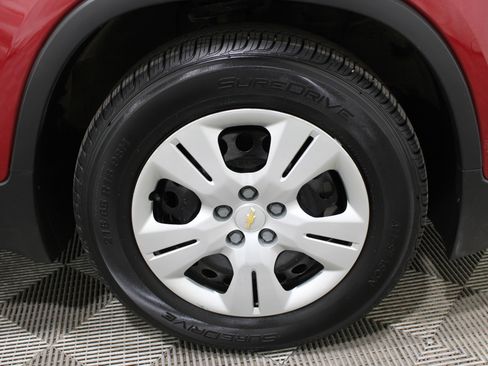 Used 2015 Chevrolet Trax LS FWD image 32