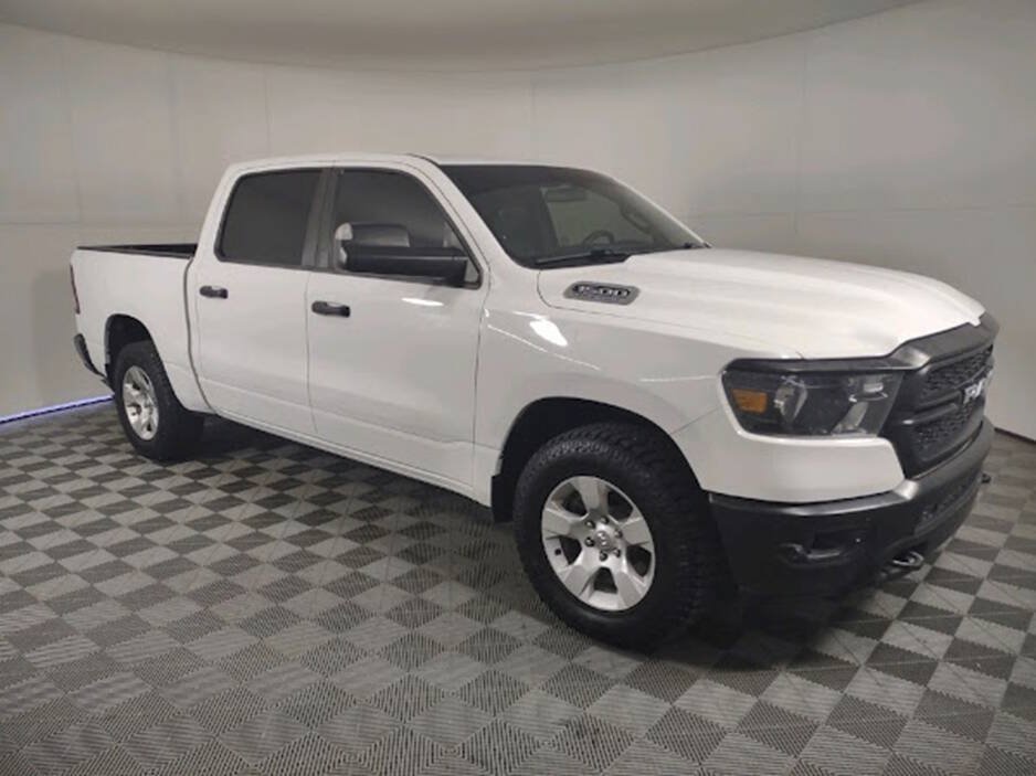 Used 2024 RAM 1500 Tradesman w/ Trailer Tow Group AWD/4WD image 3