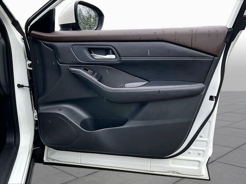 Certified 2023 Nissan Rogue SL w/ SL Premium Package FWD image 21