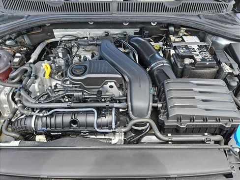 Used 2024 Volkswagen Jetta SE FWD image 21
