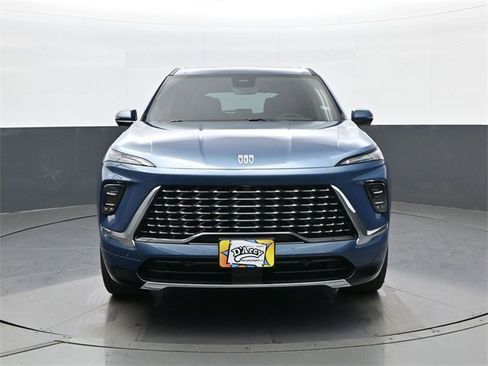 New 2026 Buick Enclave Avenir w/ Super Cruise Package image 2