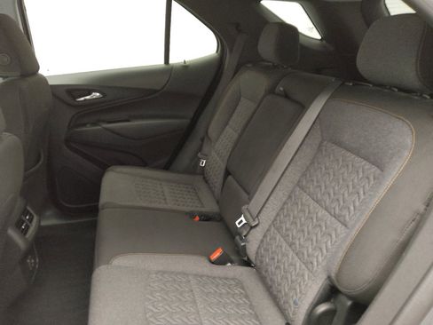 Used 2024 Chevrolet Equinox LT image 18