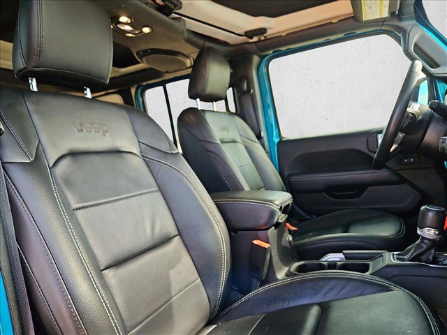 Used 2019 Jeep Wrangler Unlimited Sahara w/ Quick Order Package 24M Moab AWD/4WD image 21