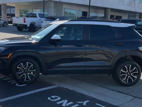 Used 2023 Chevrolet TrailBlazer ACTIV w/ Technology Package image 5