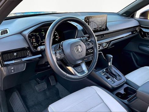 Used 2025 Honda CR-V Sport Touring image 14