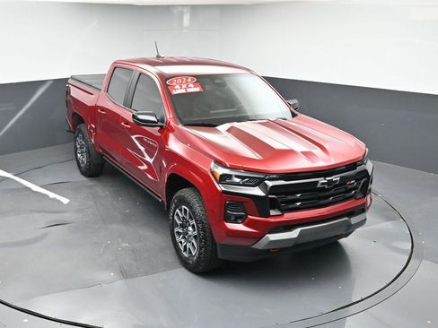 Used 2024 Chevrolet Colorado Z71 w/ Z71 Convenience Package 2 image 45