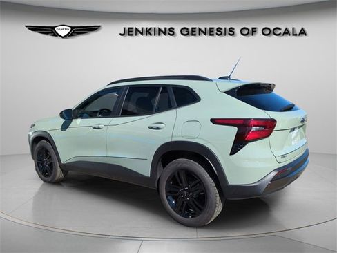 Used 2025 Chevrolet Trax ACTIV w/ Driver Confidence Package image 6