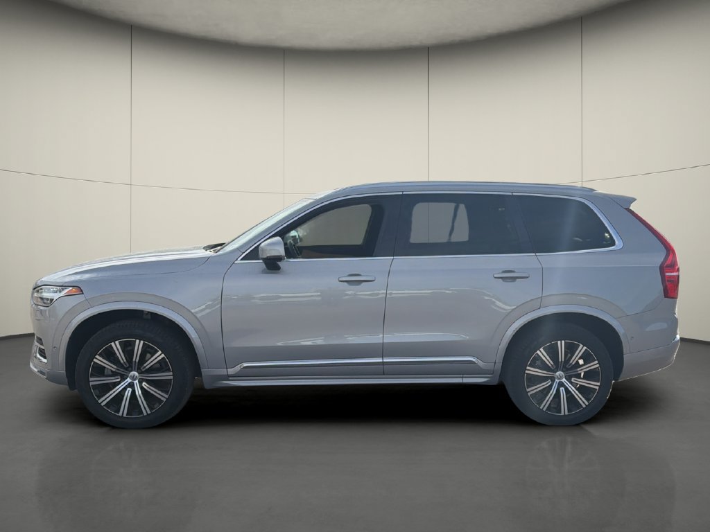 Used 2023 Volvo XC90 B6 Plus AWD/4WD image 4