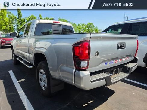 Used 2023 Toyota Tacoma SR w/ SR Convenience Package RWD image 4