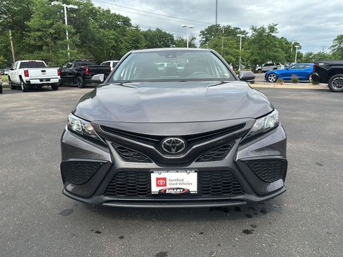 Used 2024 Toyota Camry SE FWD image 6