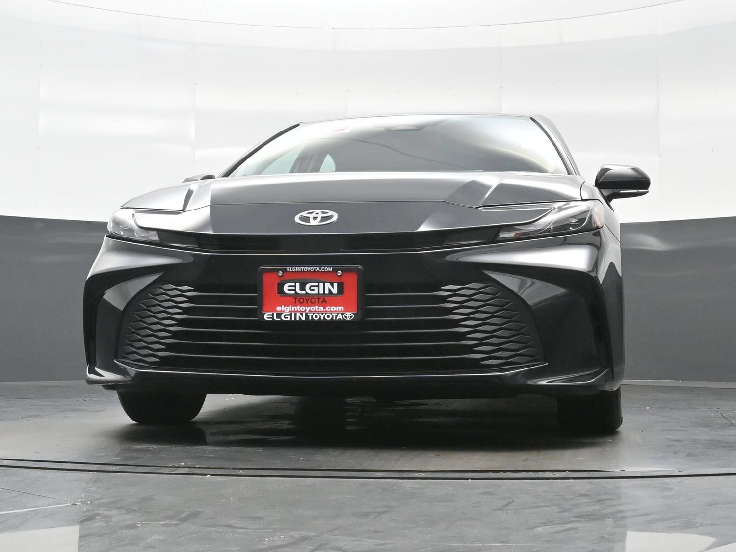 Used 2025 Toyota Camry LE FWD image 27