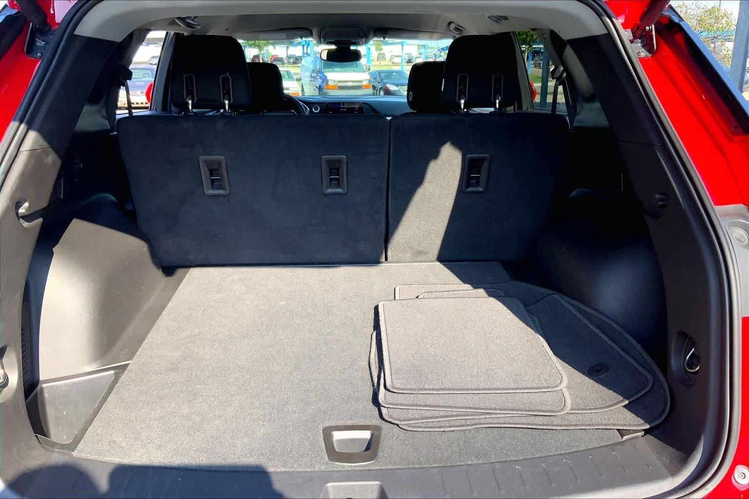 Used 2019 Chevrolet Blazer LT FWD image 36