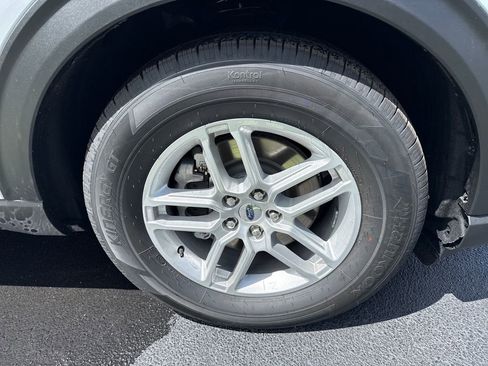 New 2026 Ford Explorer Active w/ Active Comfort Package image 11