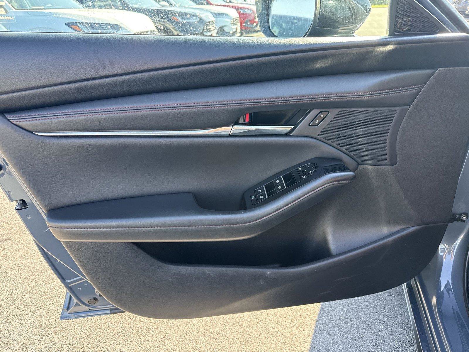 Used 2024 MAZDA MAZDA3 s AWD/4WD image 12