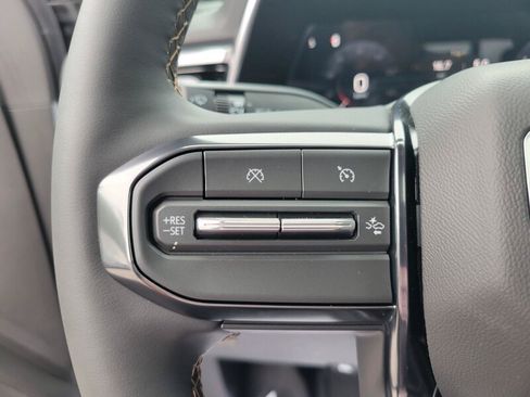 New 2026 GMC Canyon AT4 w/ Technology Plus Package AWD/4WD image 20