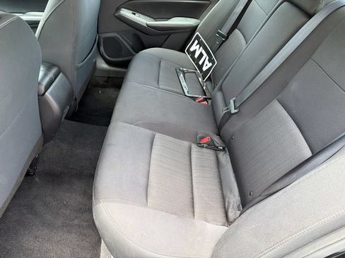 Used 2025 Nissan Altima 2.5 SV FWD image 20