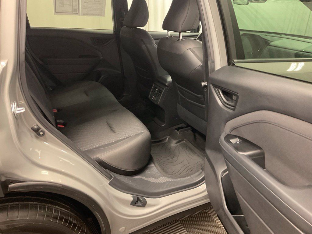 Used 2026 Subaru Forester Premium AWD/4WD image 31