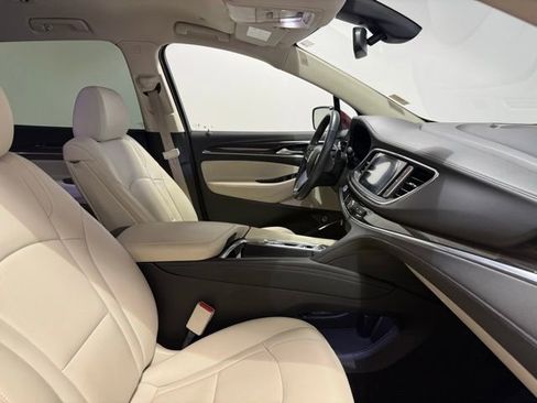 Used 2023 Buick Enclave Essence FWD image 29