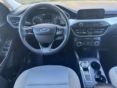 Used 2022 Ford Escape S image 20
