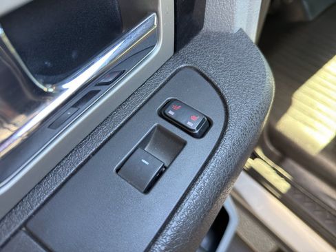 Used 2012 Ford F150 Platinum AWD/4WD image 43