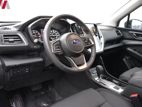 Used 2025 Subaru Ascent Premium AWD/4WD image 3