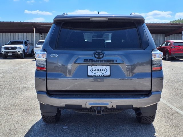 Used 2022 Toyota 4Runner SR5 Premium w/ Moonroof Package AWD/4WD image 6