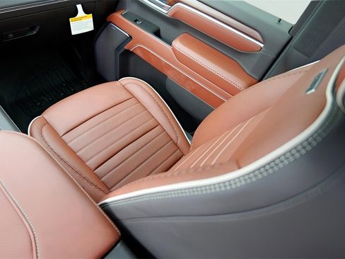 New 2026 GMC Sierra 3500 Denali Ultimate image 23