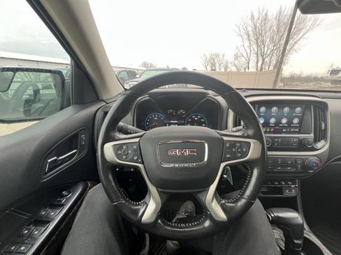 Used 2021 GMC Canyon Denali image 14