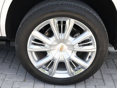 Used 2024 Chevrolet Tahoe High Country RWD image 45
