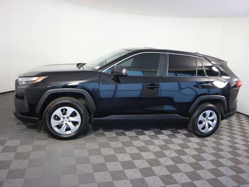 Used 2023 Toyota RAV4 LE image 8