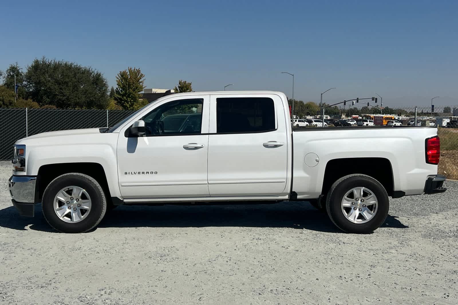 Used 2018 Chevrolet Silverado 1500 LT w/ All Star Edition RWD image 6