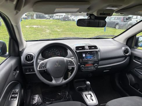 Used 2025 Kia Soul LX w/ LX Technology Package FWD image 30