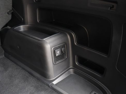 Used 2015 Toyota 4Runner SR5 Premium image 40