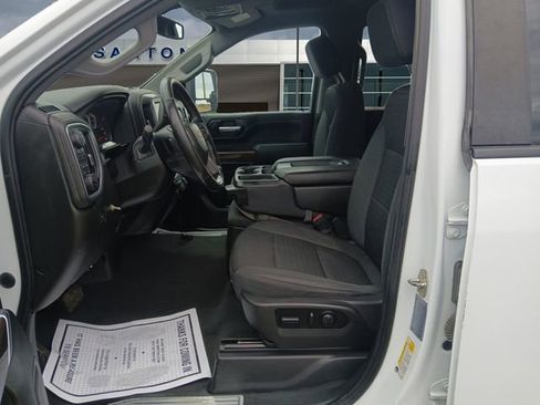 Used 2022 Chevrolet Silverado 2500 LT w/ Convenience Package AWD/4WD image 9