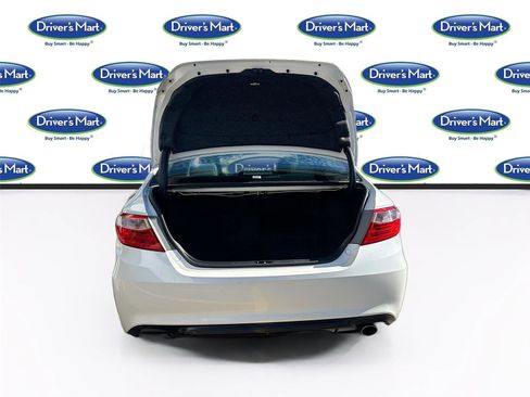 Used 2016 Toyota Camry SE image 28