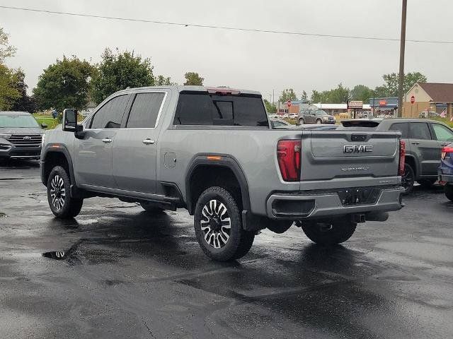 Used 2025 GMC Sierra 2500 Denali w/ Denali Reserve Package AWD/4WD image 3