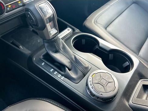 New 2025 Ford Bronco Outer Banks image 18