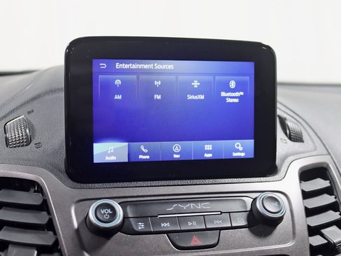 Used 2022 Ford Transit Connect XLT image 19