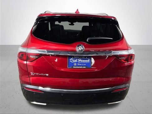 Used 2024 Buick Enclave Premium image 7