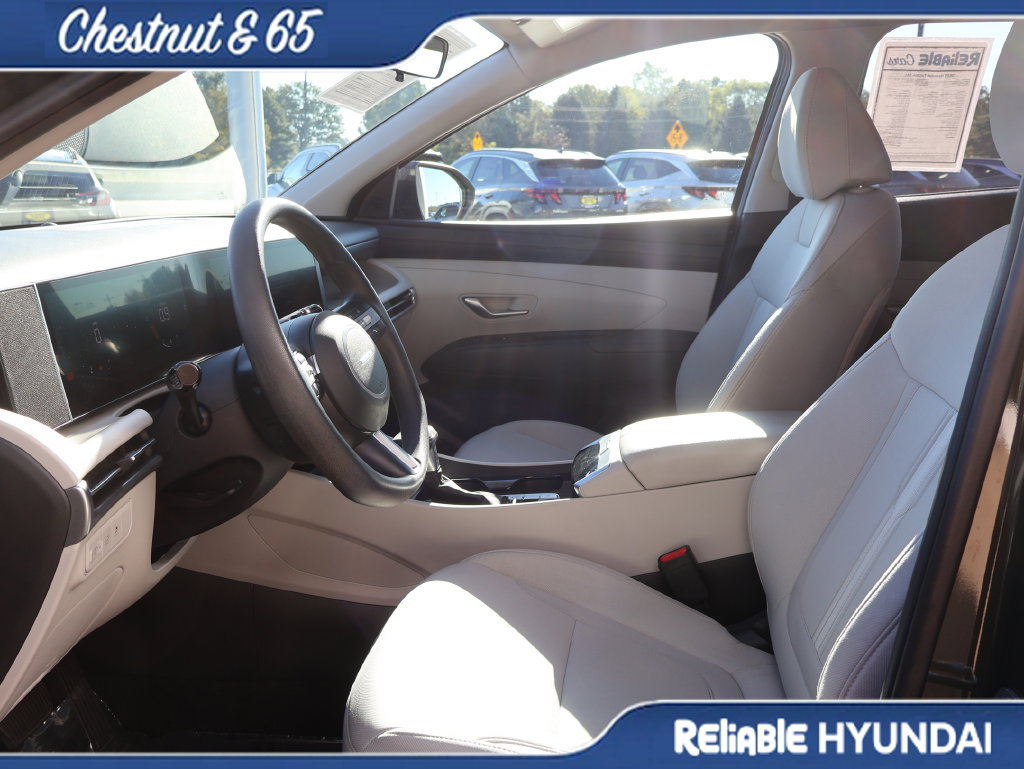 Used 2025 Hyundai Tucson SEL FWD image 23