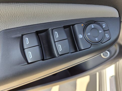 New 2026 Buick Envista Sport Touring FWD image 19