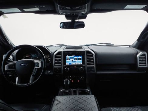 Used 2018 Ford F150 Platinum w/ Equipment Group 701A Luxury image 10