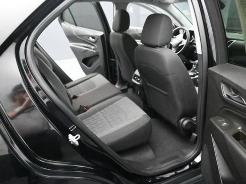 Used 2023 Chevrolet Equinox LT AWD/4WD image 15