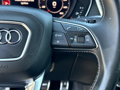 Used 2020 Audi SQ5 Prestige w/ Prestige Package AWD/4WD image 17