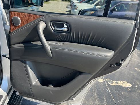 Used 2019 Nissan Armada SL w/ Premium Package AWD/4WD image 14